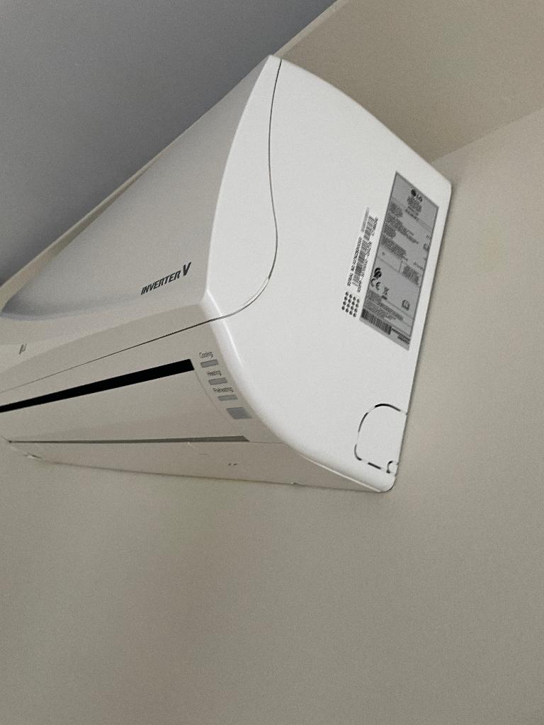 Te koop: airco’s – 7 binnenunits en 4 buitenunits, Witgoed en Apparatuur, Airco's, Gebruikt, Wandairco, 100 m³ of groter, 3 snelheden of meer
