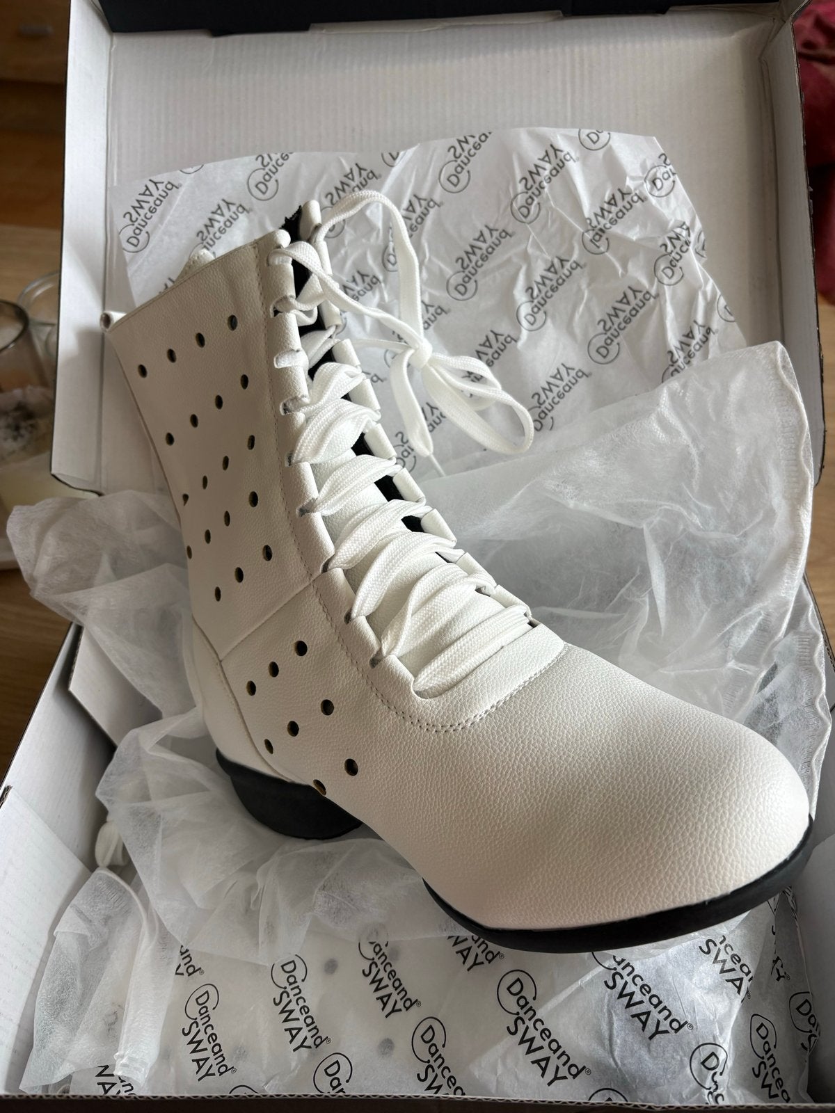 Nieuwe DanceandSway danslaarzen wit - Maat 40, Ophalen of Verzenden, Nieuw, Schoenen