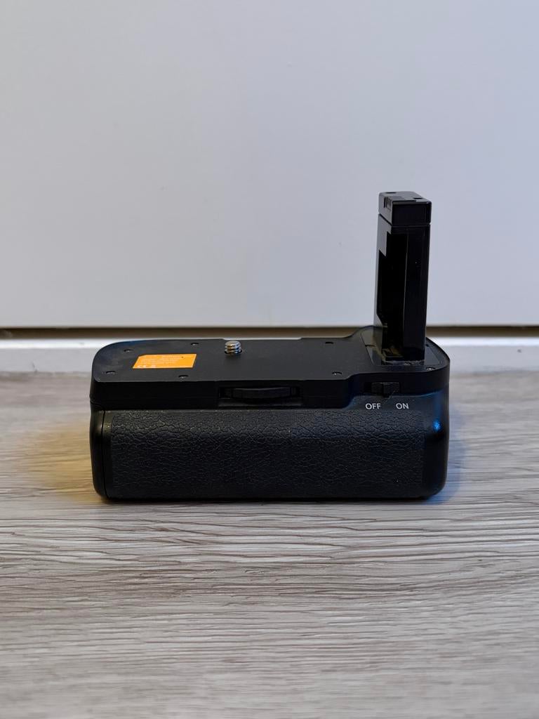 Jupio Battery Grip JBG-N005, Ophalen of Verzenden, Zo goed als nieuw