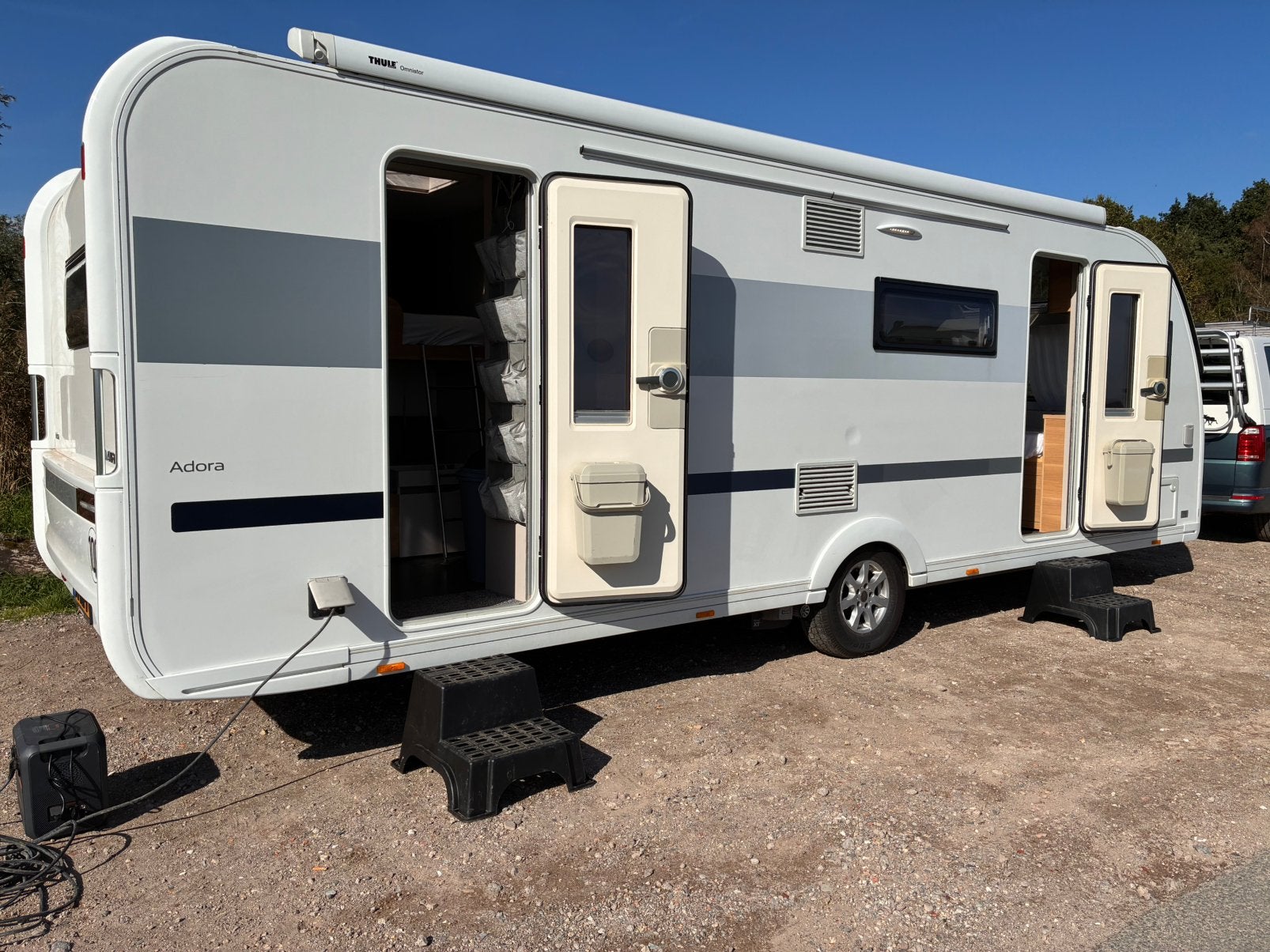 Adria adora 673 PK 2021, Caravans en Kamperen, Rondzit, Koelkast, Particulier, Adria