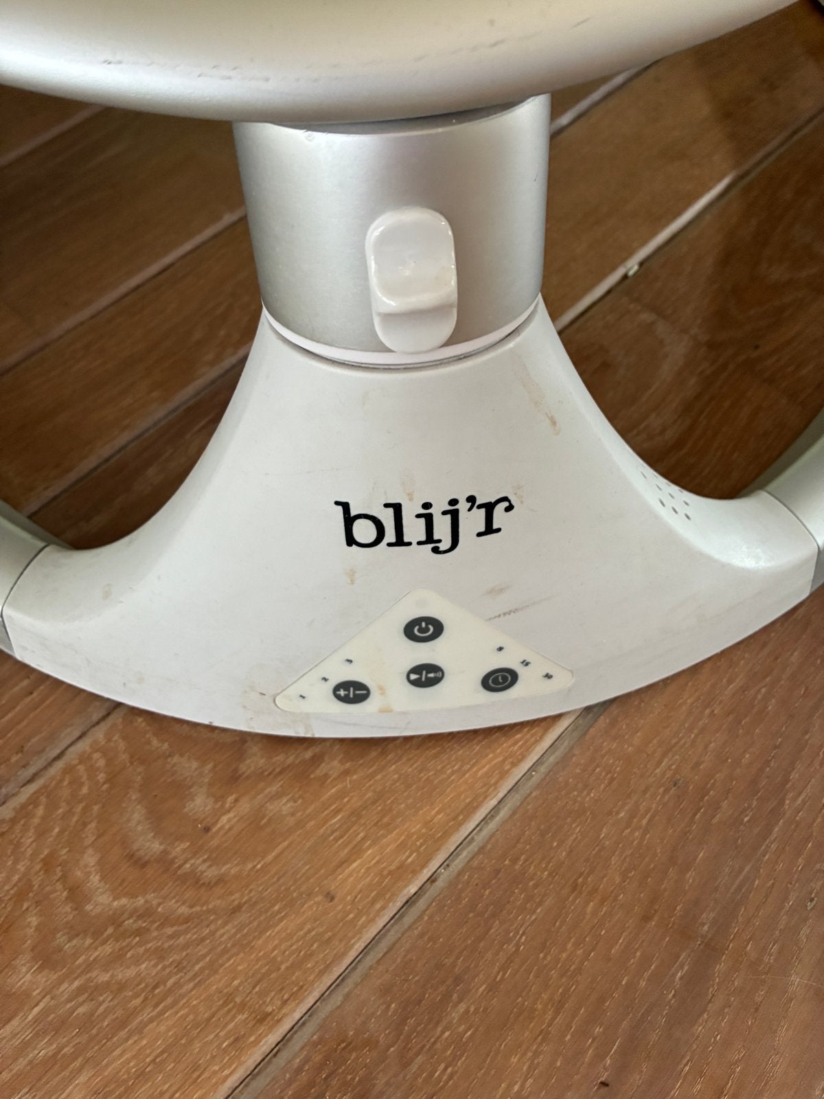 Blij'r elektrische babyschommelstoel met muziek, Ophalen, Gebruikt