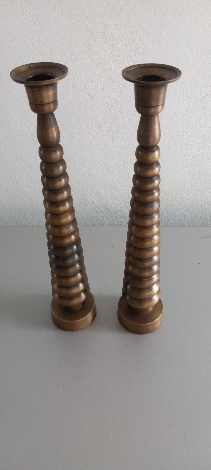 Set van 2 Vintage art deco "bobbin candlesticks ", Antiek en Kunst, Ophalen of Verzenden, Overige materialen