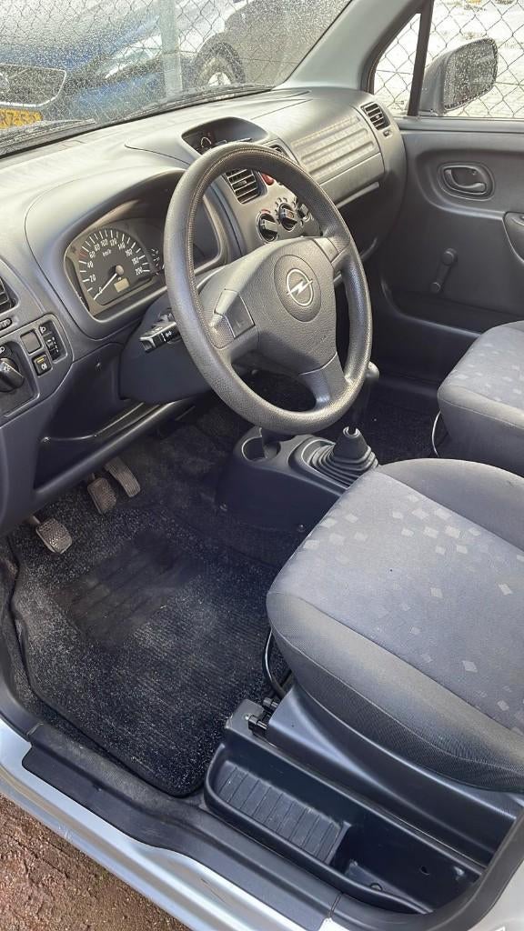 Opel Agila 1.2 I 16V 2004 Grijs, Voorwielaandrijving, Origineel Nederlands, Handgeschakeld, Particulier