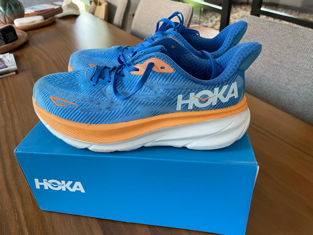 Hoka Clifton 9 Hardloopschoenen - Maat 42, Overige merken, Gebruikt, Hardloopschoenen, Ophalen of Verzenden