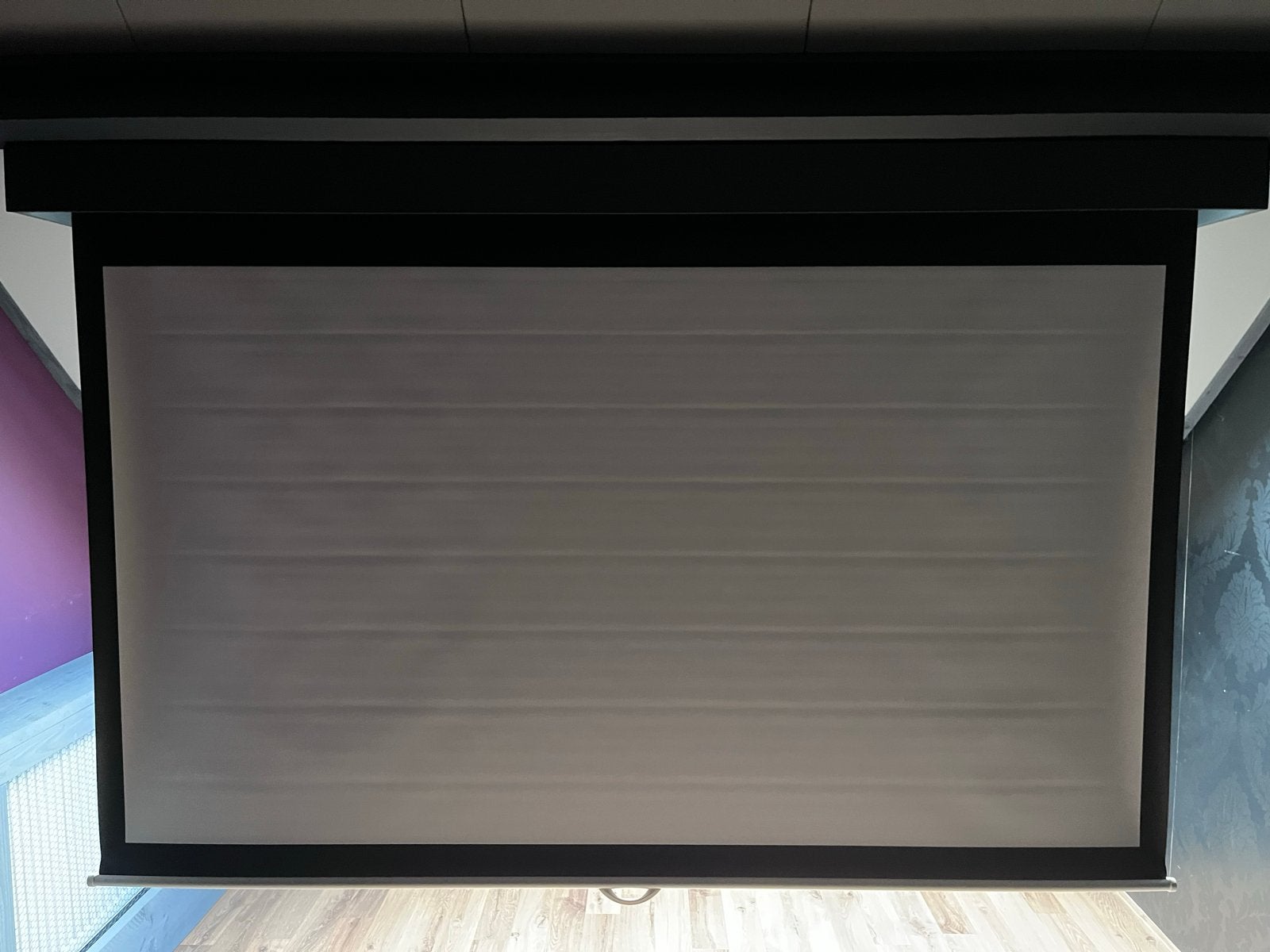 Projectiescherm  Optoma 90 inch, Ophalen, Handmatig, Gebruikt