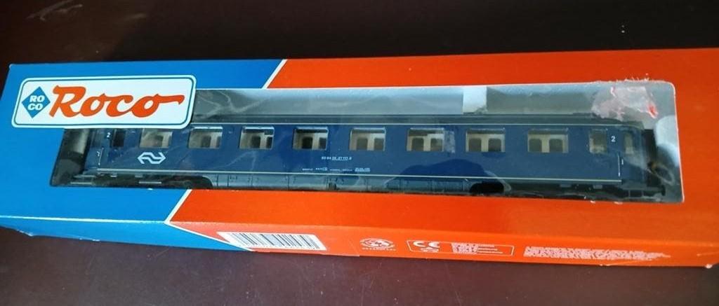 4x NS D Wagons Roco - Nummers: 44242, 44244, 44297, 44243, Hobby en Vrije tijd, Modeltreinen | H0, Ophalen, Gelijkstroom, NS, Roco