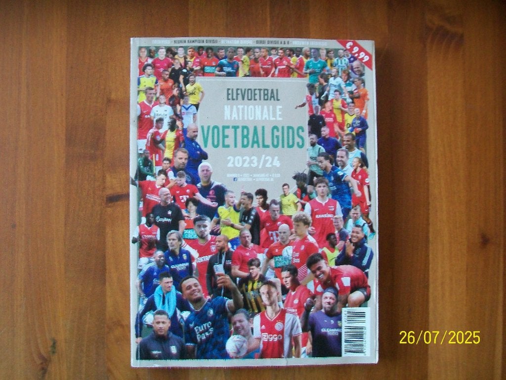 Elf Voetbal Nationale Voetbalgids 2023 / 2024, Verzenden, Zo goed als nieuw, Overige binnenlandse clubs, Boek of Tijdschrift