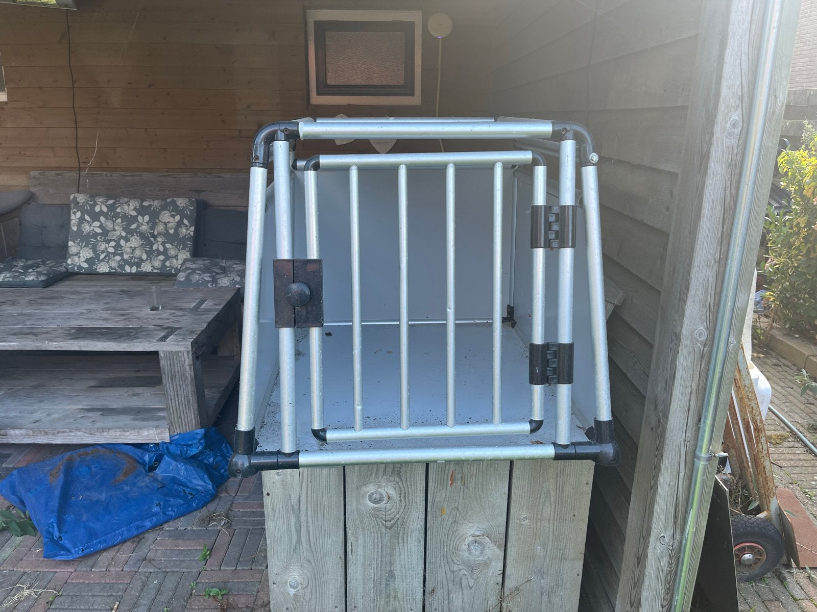Honden bench voor in de auto, Ophalen