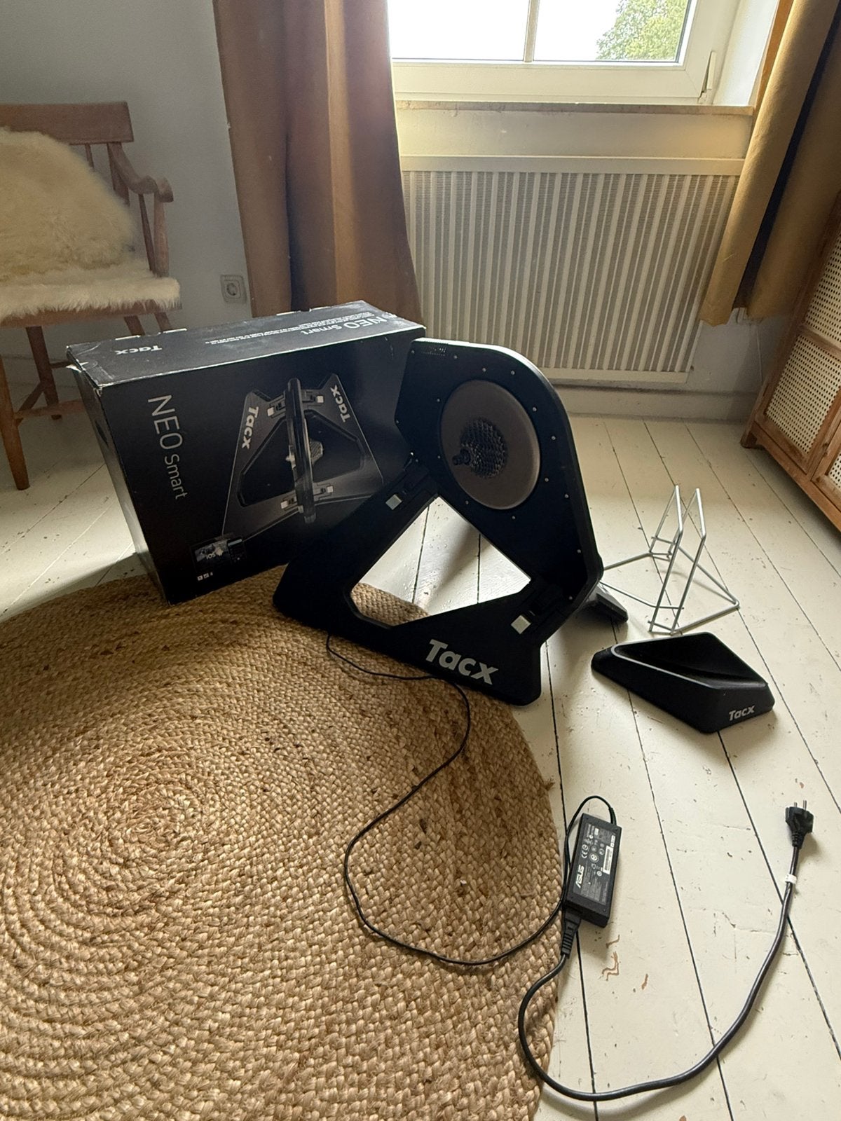 Tacx NEO T2800 fietstrainer + Ultegra 11-speed cassette, Sport en Fitness, Ophalen, Zo goed als nieuw, Hometrainer