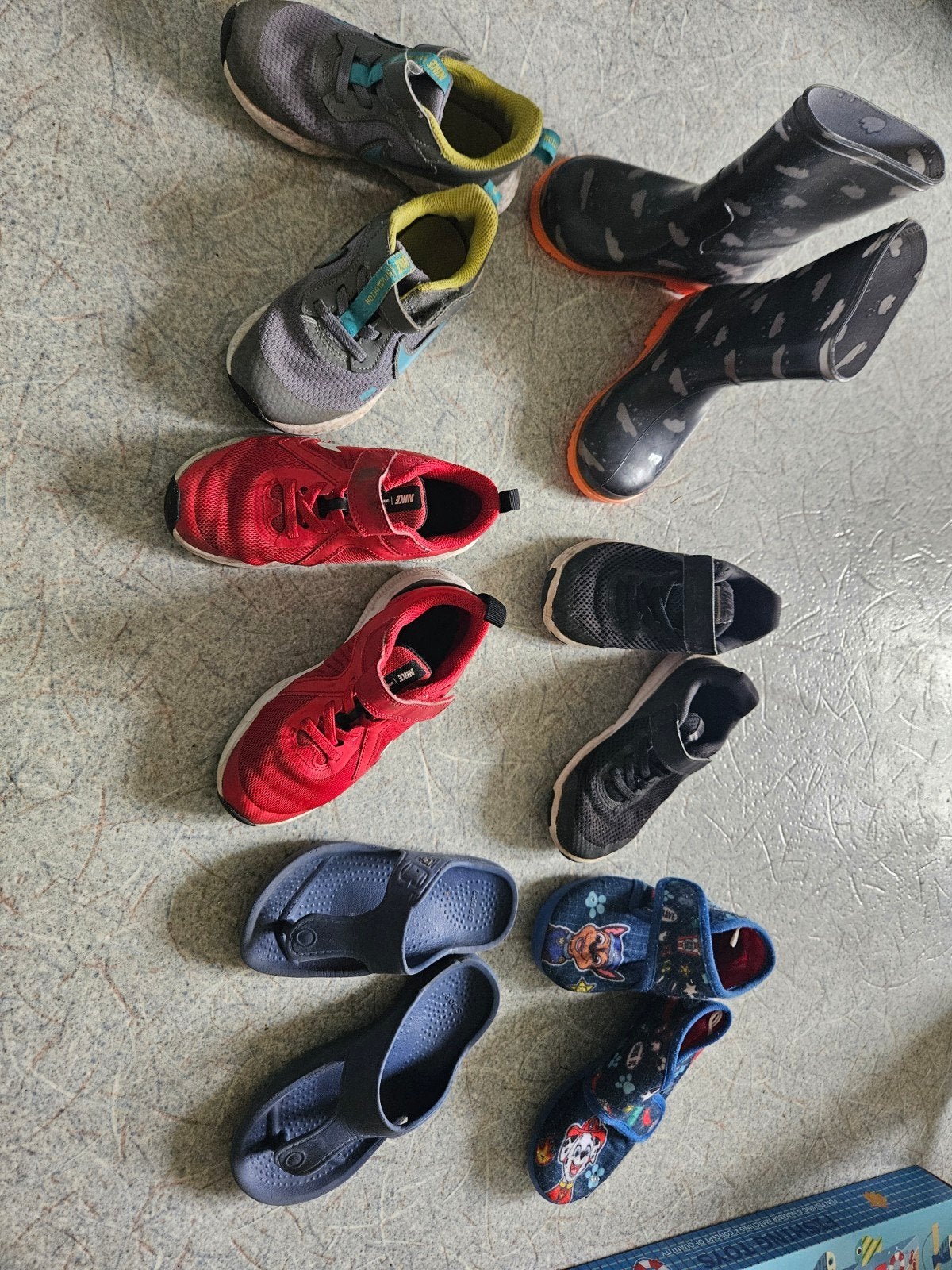 Paw Patrol slofjes, Nike schoenen en meer - maat 27.5, Gebruikt, Nike, Paw Patrol, Jongen of Meisje, Schoenen