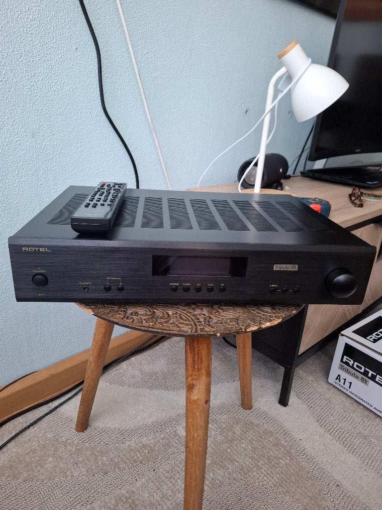 versterker Rotel A11 Tribute, Nieuw, 60 tot 120 watt, Stereo, Ophalen