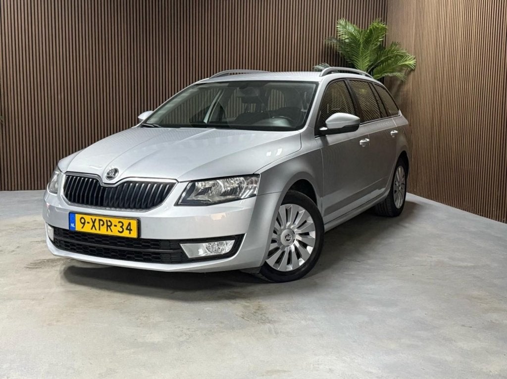 Skoda Octavia Combi 1.2 TSI Grt Ambition (bj 2014), Auto's, Skoda, Voorwielaandrijving, Euro 5, Gebruikt, 4 cilinders