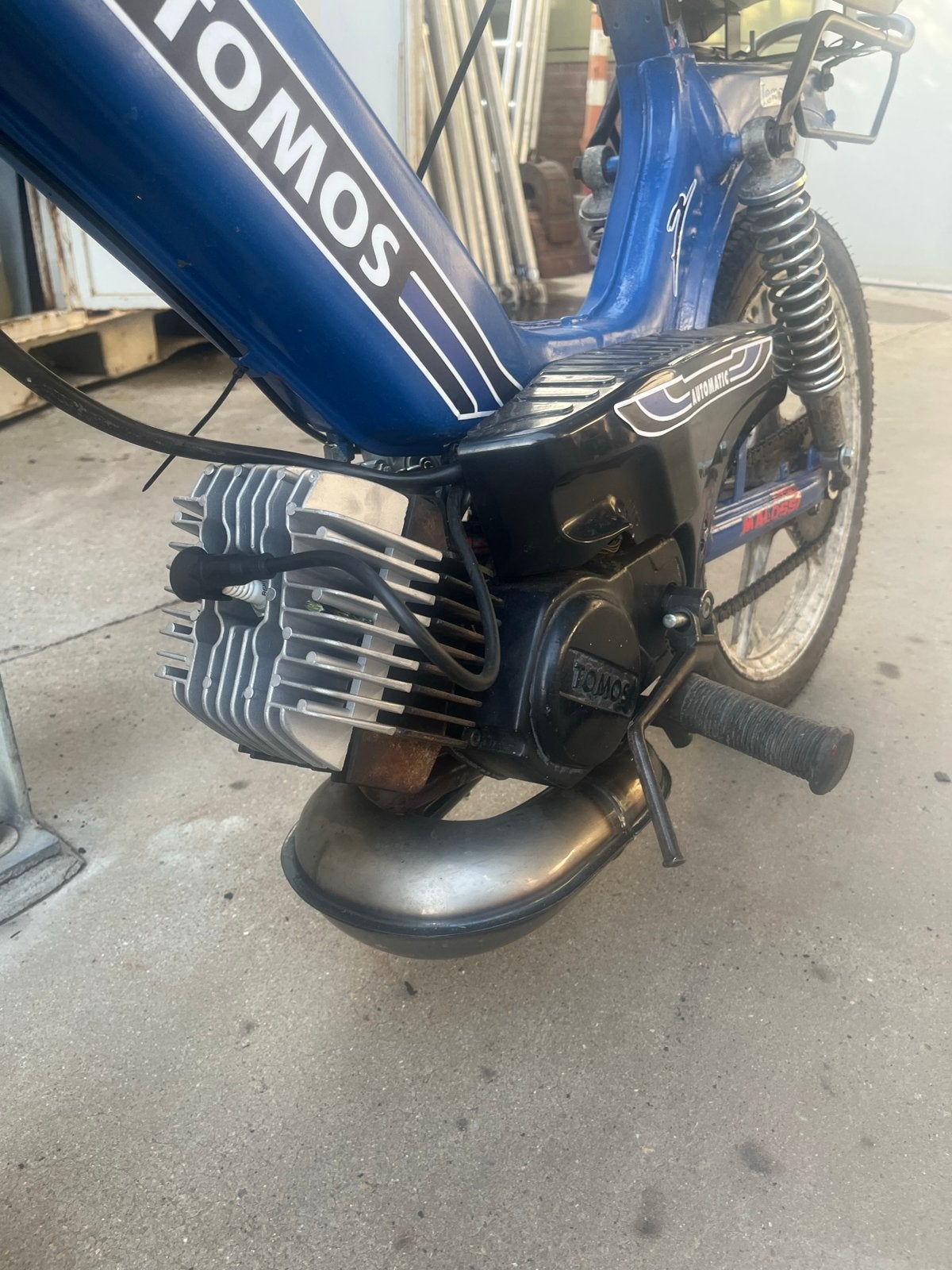 Tomos brommer - Krukas lagers moeten vervangen worden, Ophalen, Gebruikt, Standard