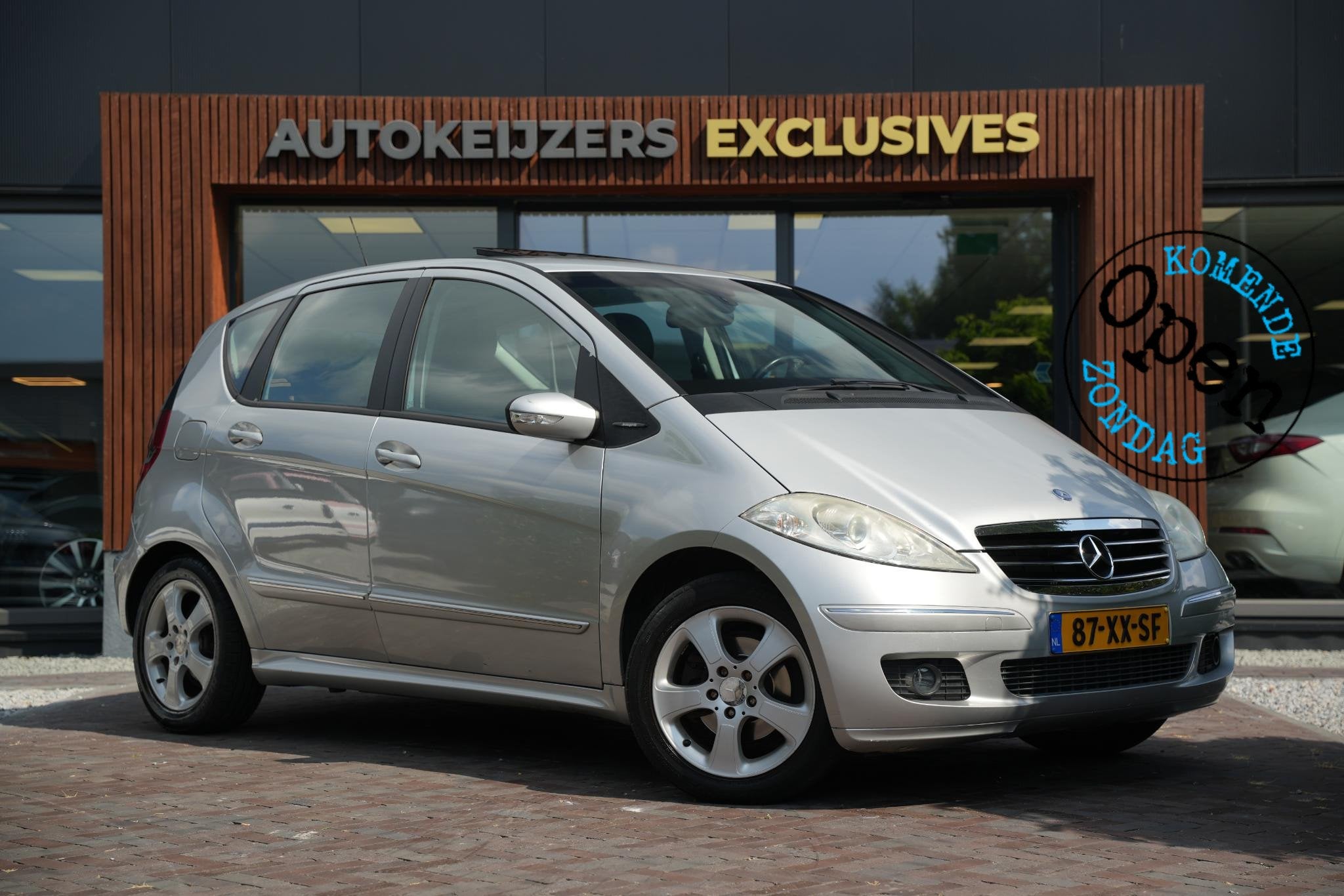 Mercedes-Benz A-klasse 150 Avantgarde Panoramadak Airco Trek, Voorwielaandrijving, Electronic Stability Program (ESP), 15 km/l