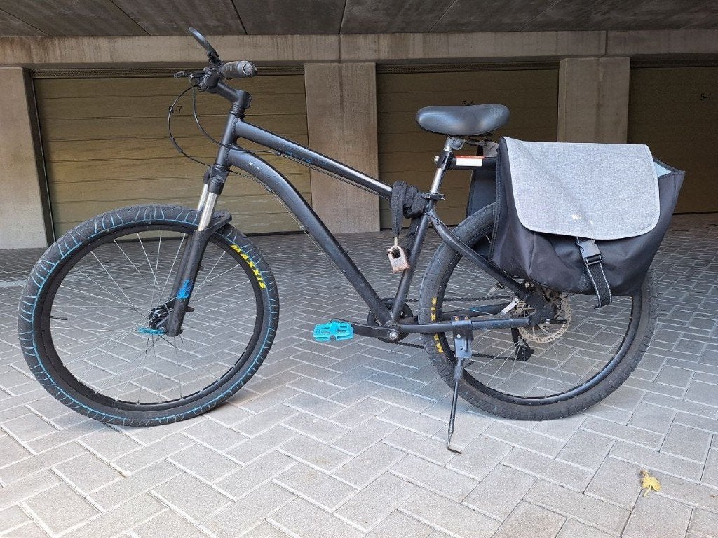 Mountainbike met fietstassen, bagagedrager en slot, Gebruikt, Hardtail, Heren, 45 tot 49 cm