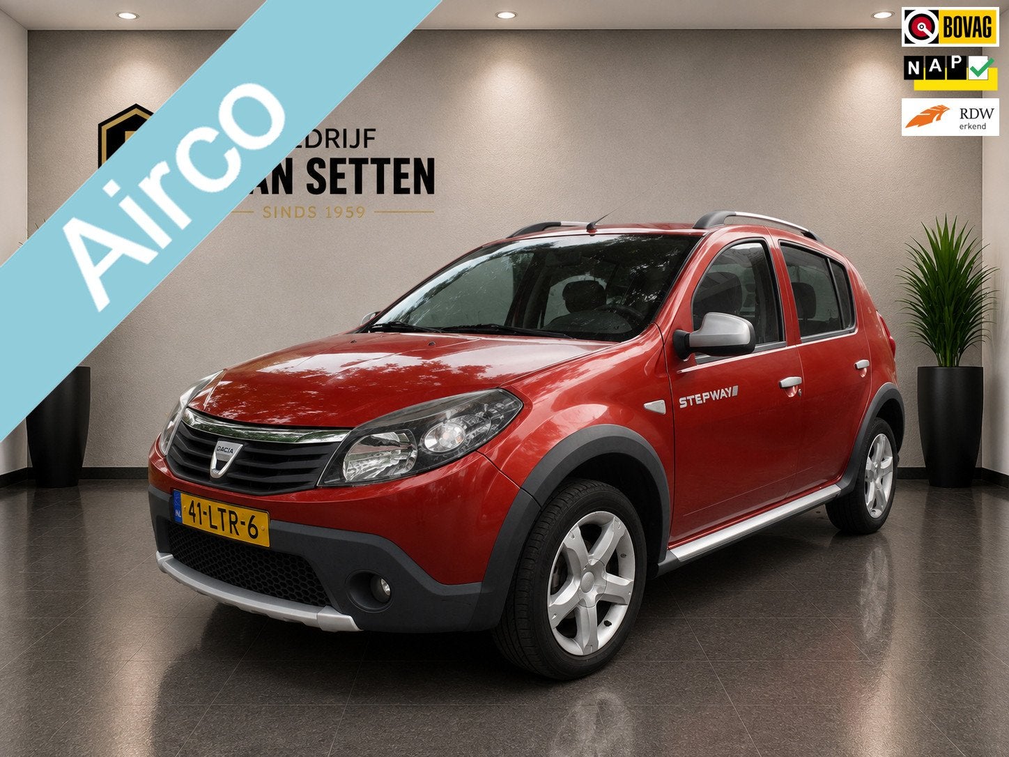 Dacia Sandero 1.6 Stepway Trekhaak, 4 cilinders, 1070 kg, Origineel Nederlands, Bedrijf