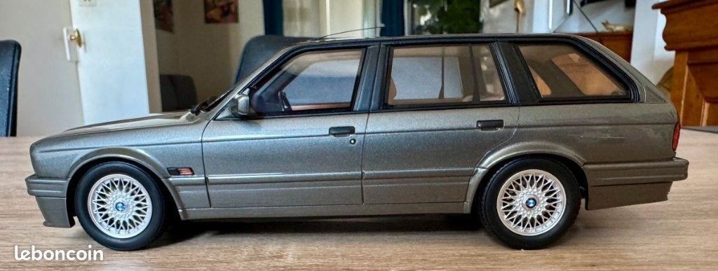 1:18 BMW E30 325i Touring Dolphin Grey 1991 Ottomobile OT929, 2, rue de l'écusson, Zone commerciale Oxygène Sud, Josselin, 56120, FR