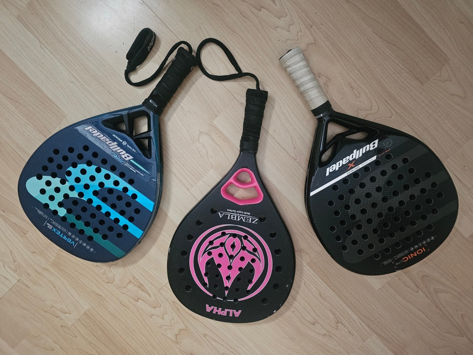 3x padel racket: Bullpadel Vertex, Bullpadel Ionic, Zembla, Ophalen, Gebruikt