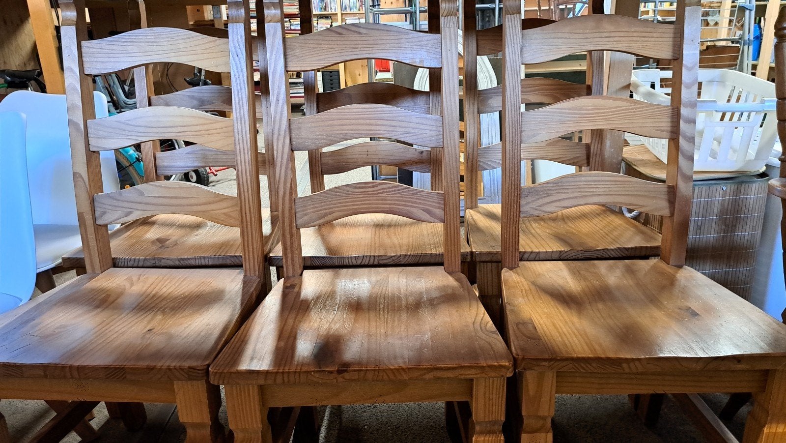 6 houten stoelen - Zithoogte 47 cm, Ophalen, Gebruikt, Bruin, Hout