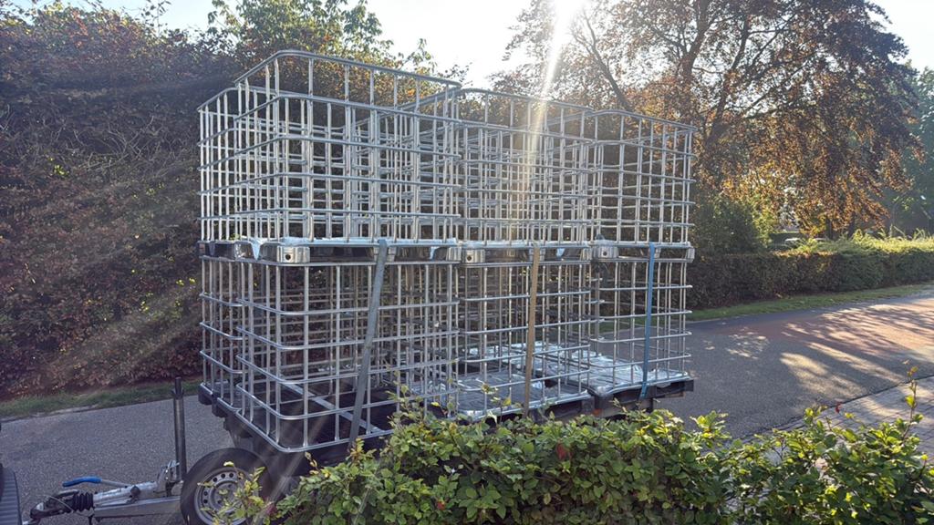 Ibc kooien / pallets / kratten, Tuin en Terras, Haardhout, Minder dan 3 m³, Ophalen