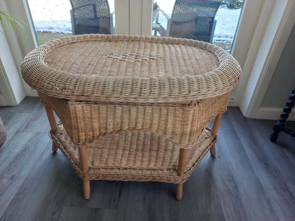 Rieten rotan salontafel, Huis en Inrichting, Tafels | Bijzettafels, Ophalen, Rond, Minder dan 55 cm, 45 tot 60 cm
