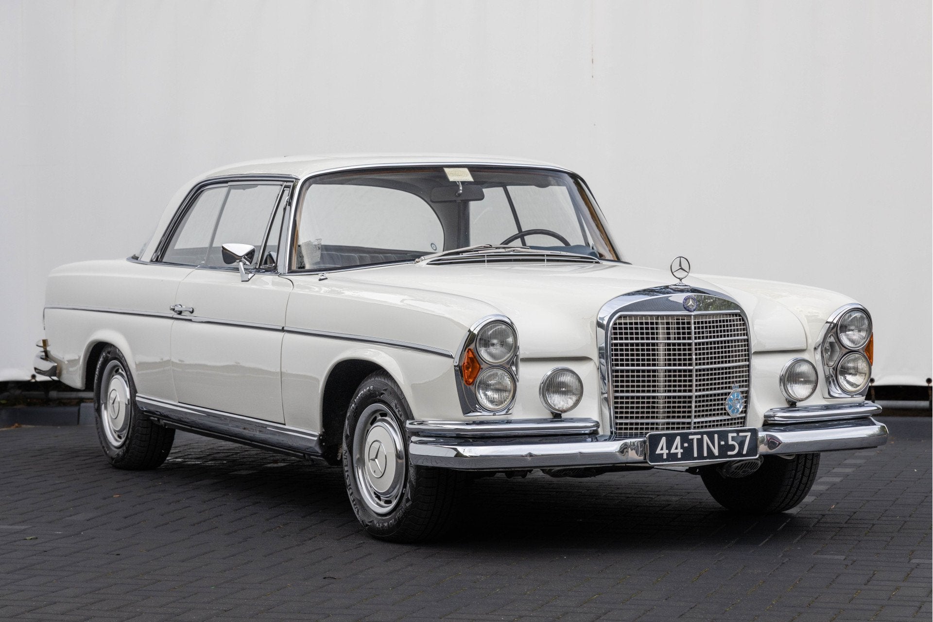Mercedes-Benz 200-serie 280 SE Coupe (bj 1969), foto 9