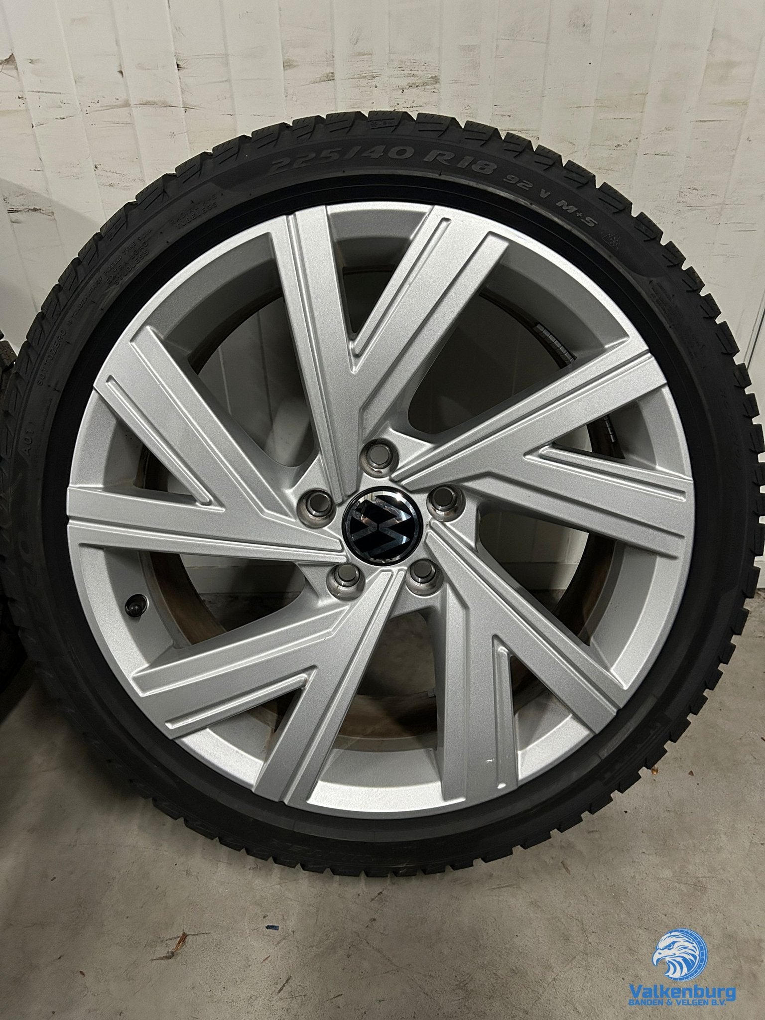 8mm! Originele VW Golf 8 GTI 5H Bergamo 18 inch velgen 5x112, Auto-onderdelen, Banden en Velgen, 18 inch, Gebruikt, -, -