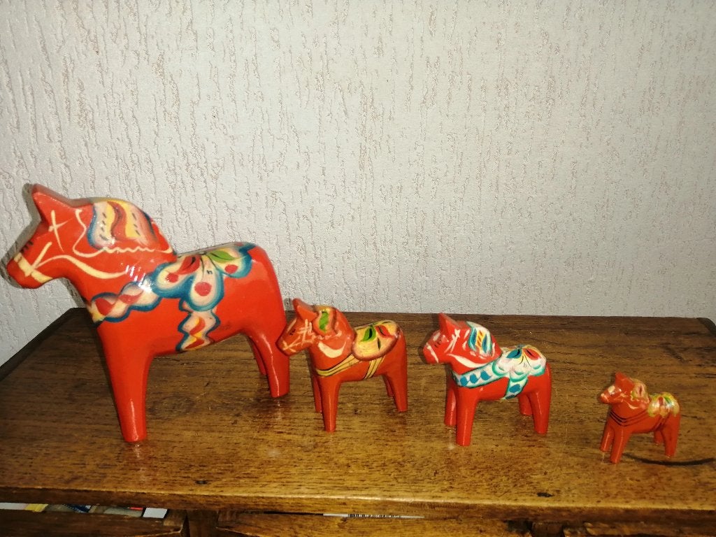 Dala paardjes Nils Olsson, Antiek en Kunst, Ophalen of Verzenden, Overige typen, Hout, Gemerkt