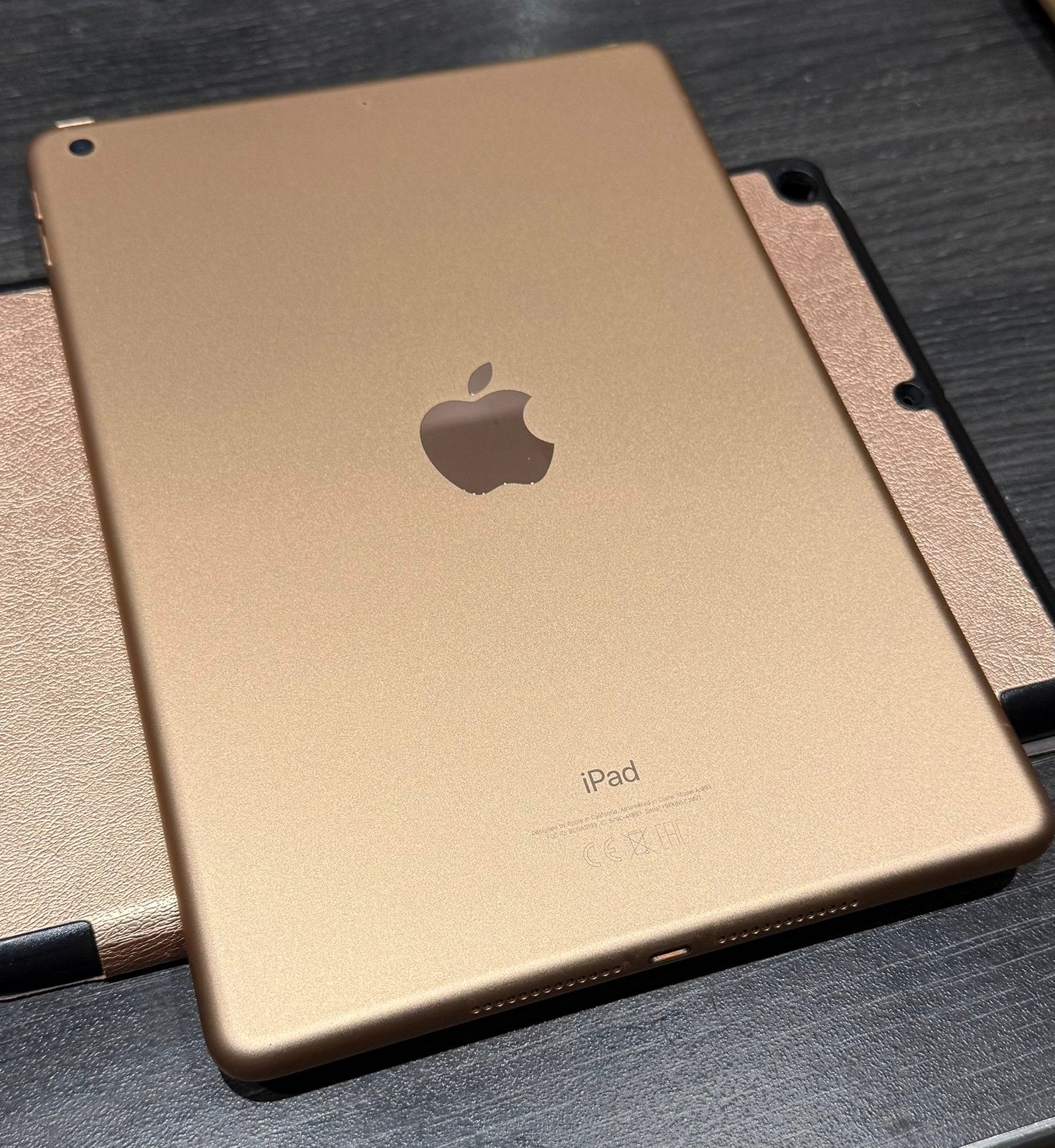 Apple iPad 6e generatie 128GB WiFi goud + hoes, Ophalen of Verzenden, Zo goed als nieuw, 10 inch, Apple iPad