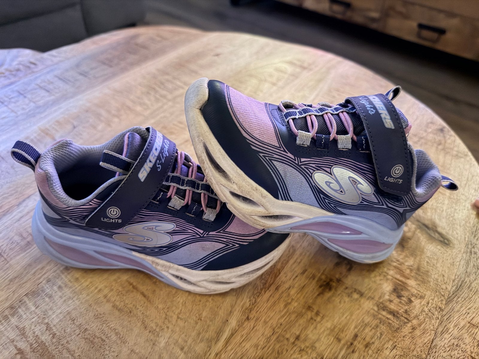 Skechers S-Lights meisjesschoenen maat 28 met lichtjes, Meisje, Schoenen, Zo goed als nieuw, Skechers