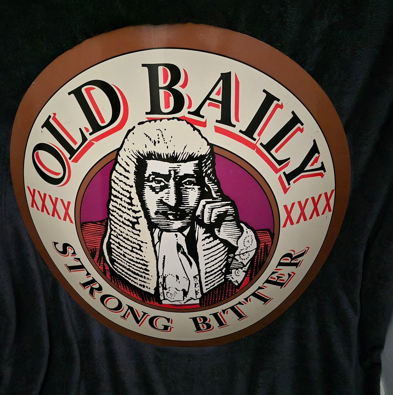 Emaille pub bord OLD BAILY XXXX STRONG BITTER, Ophalen, Reclamebord