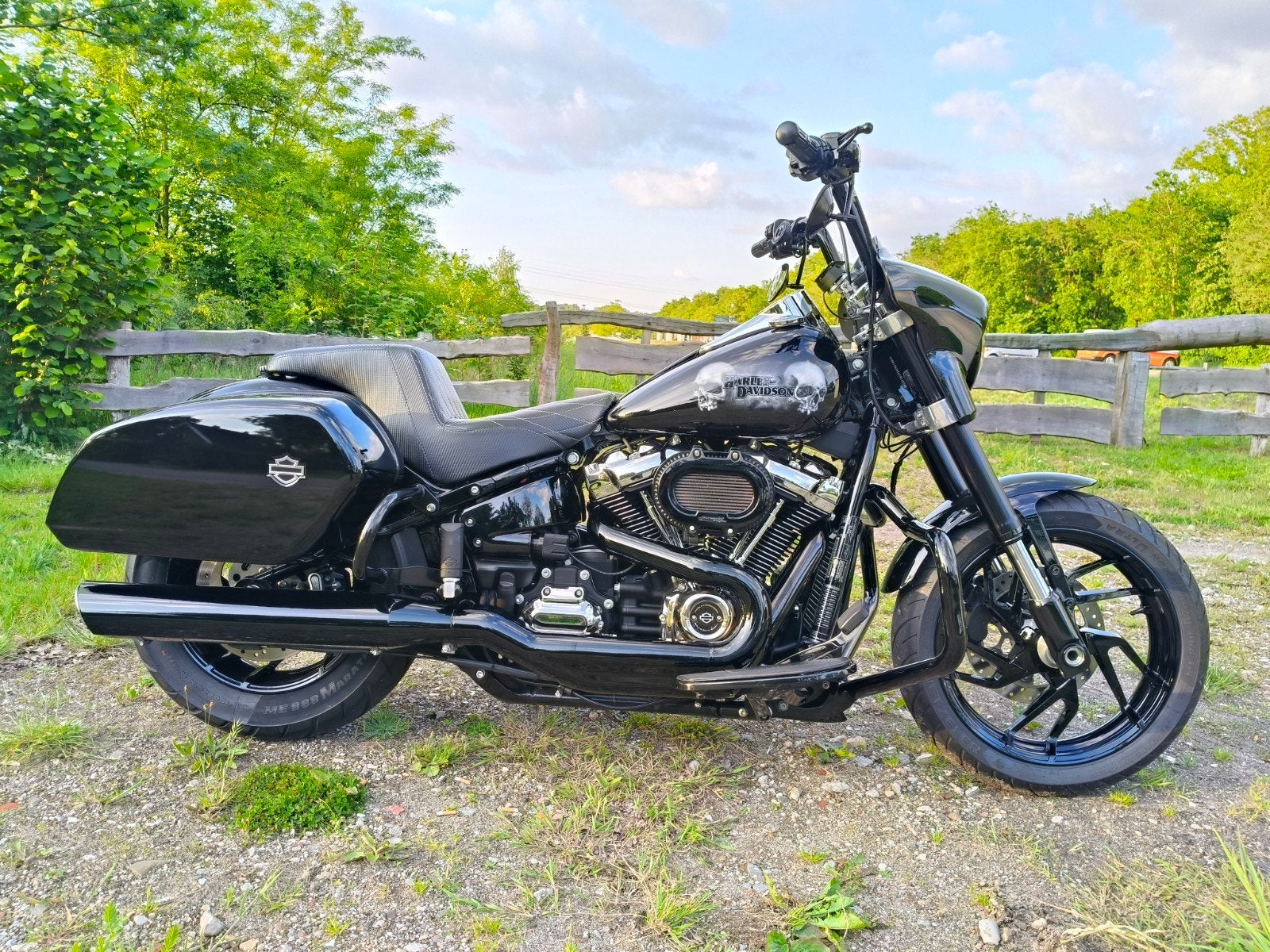 Harley-Davidson Sport Glide FLSB 5HD jekill and Hyde, Info@rwcustomseating.nl, 2 cilinders, 1745 cc, Motorrijbewijs A