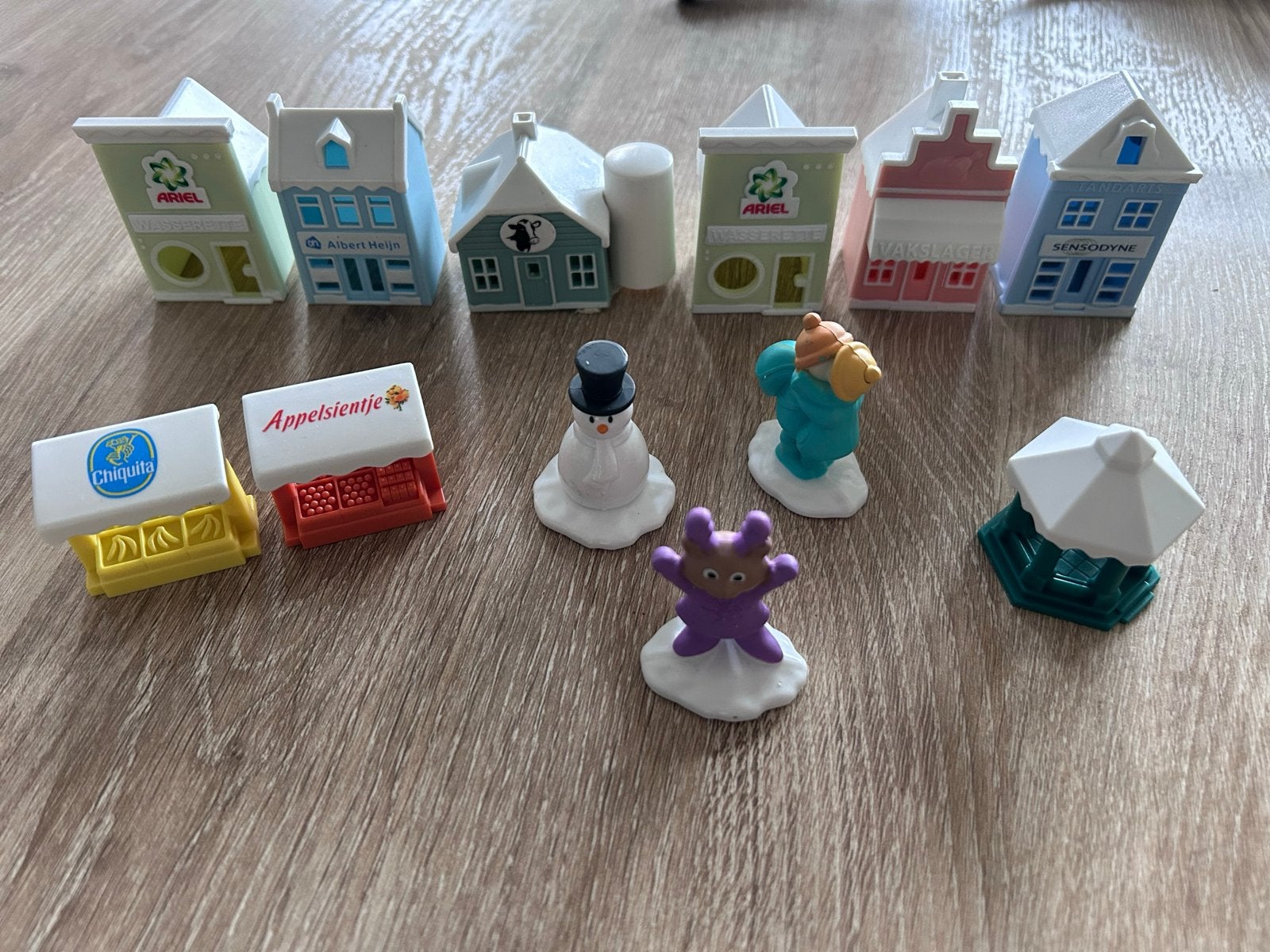 Diverse supermarkt huisjes en figuren albert heijn kerstdorp, Verzamelen, Ophalen of Verzenden
