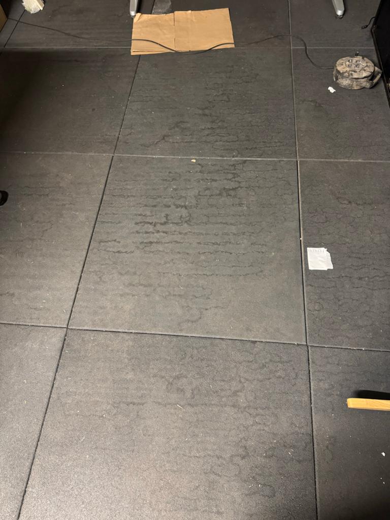 Gym vloertegels 100x100 cm - 28 stuks, Ophalen, Gebruikt, Overige typen