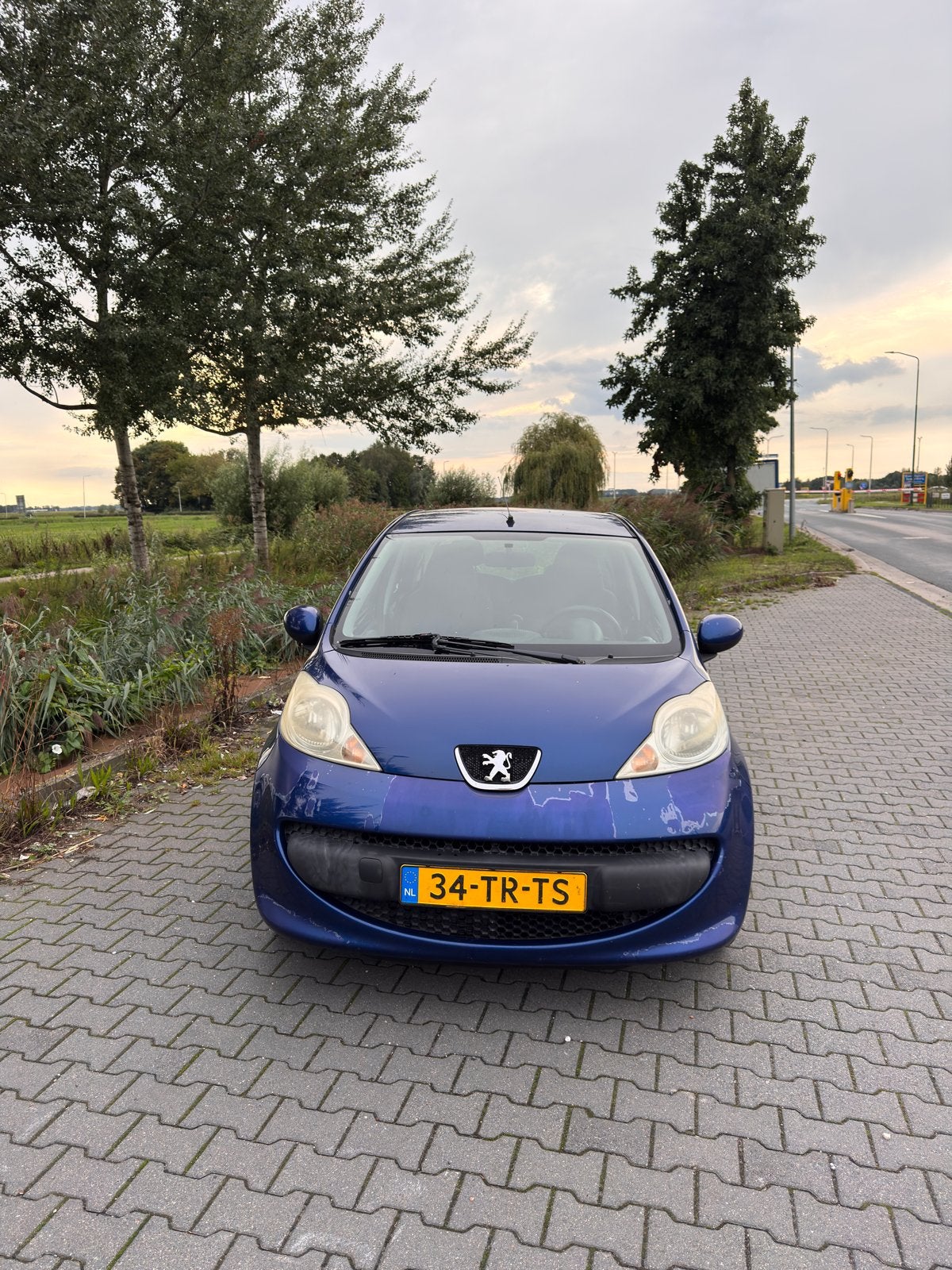 Peugeot 107 1.0 12V 5DR 2006 Blauw, Auto's, Voorwielaandrijving, Stof, Zwart, 68 pk