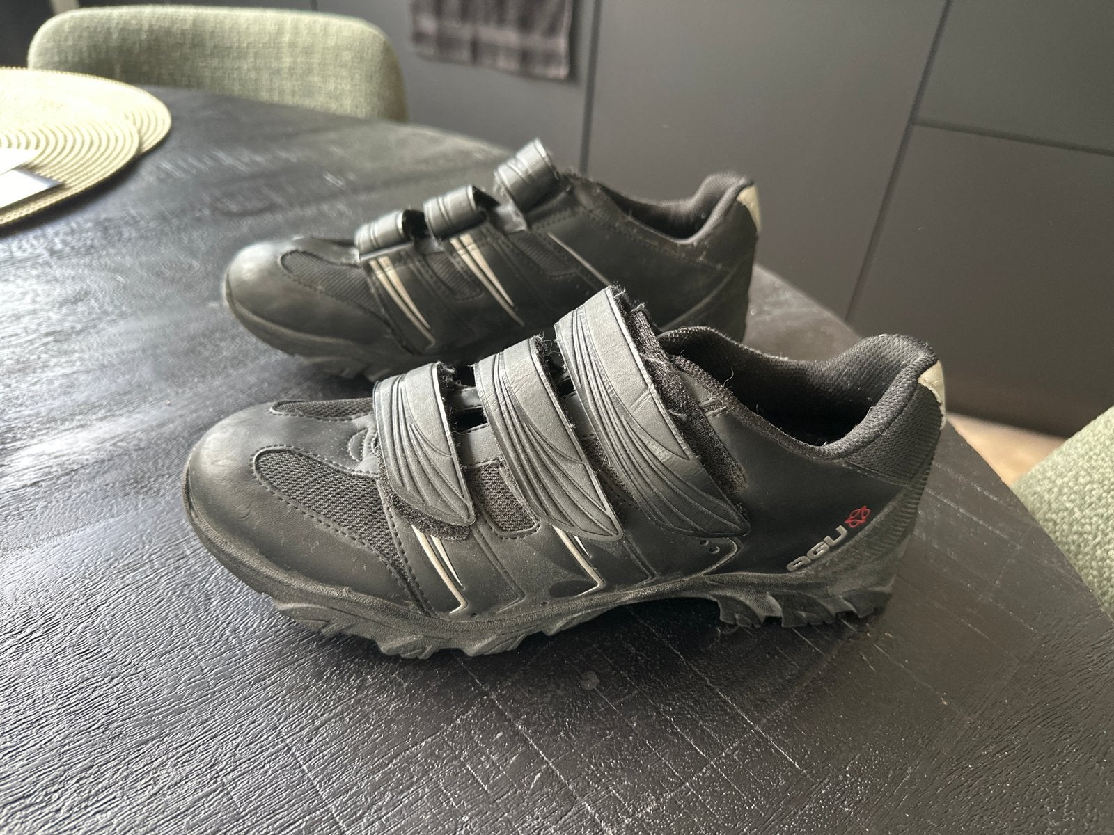 AGU Fietsschoenen - Maat 42 - Zwart, Fietsen en Brommers, Heren, Schoenen, Overige maten, Ophalen of Verzenden