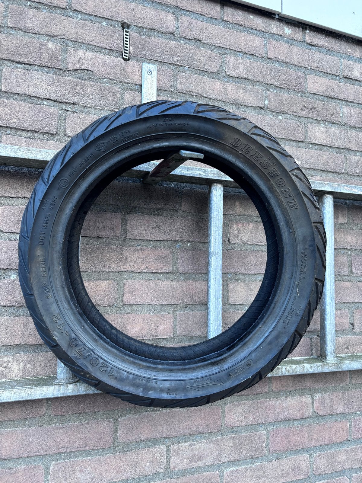 Nieuwe band voor Peugeot Speedfight 2 (120/70-12), Ophalen of Verzenden, Nieuw, Overige typen, Peugeot
