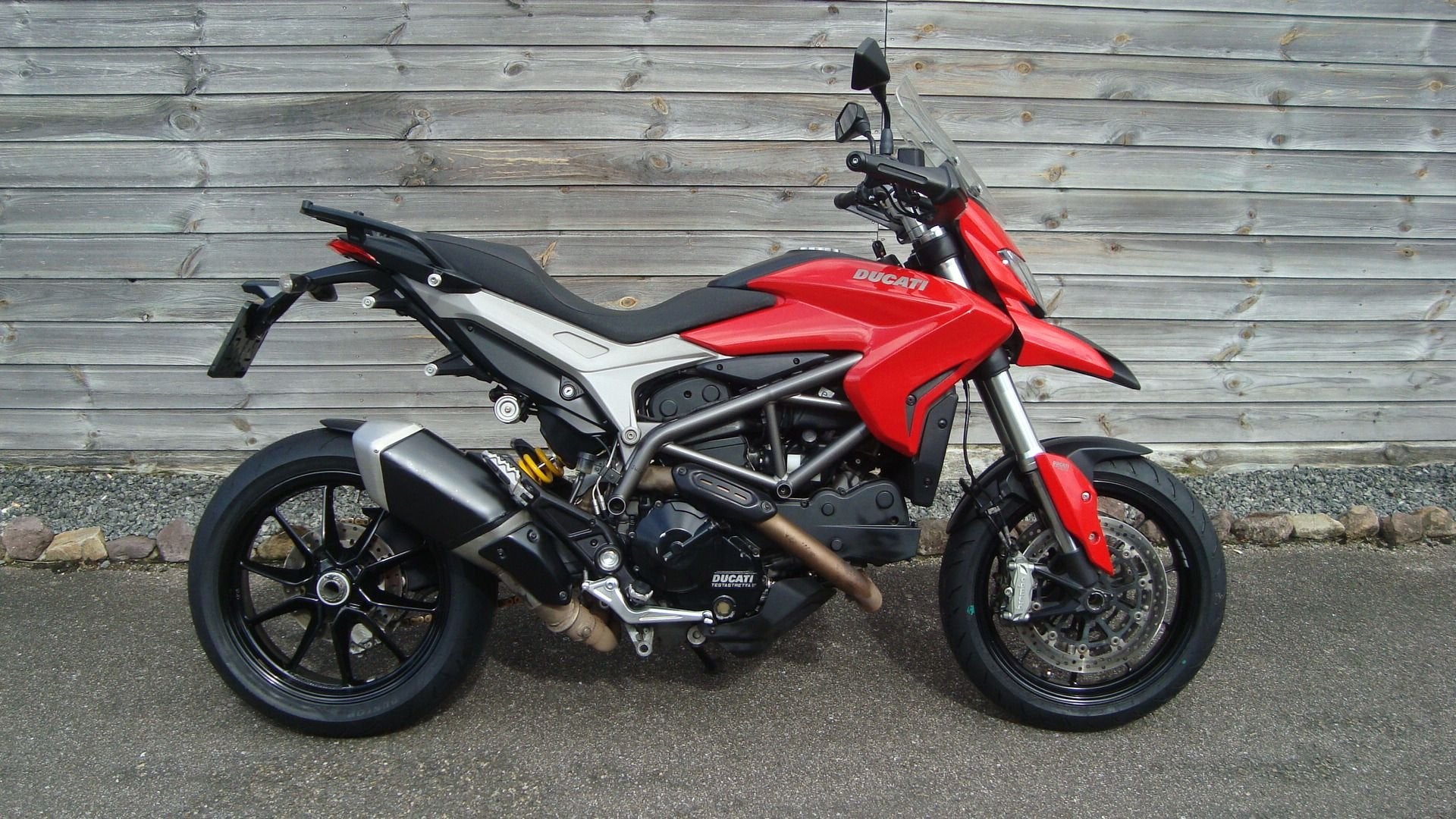 DUCATI HYPERSTRADA 821 (bj 2014), Motoren, DUCATI, 2 cilinders, Motorrijbewijs A, Onbekend