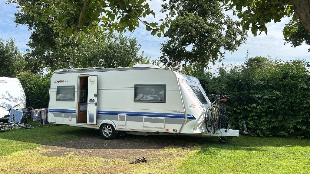 Hobby 540 Excellent Easy 4 persoons, airco, voortent, luifel, Rondzit, Hobby, Omvormbare zithoek, Particulier