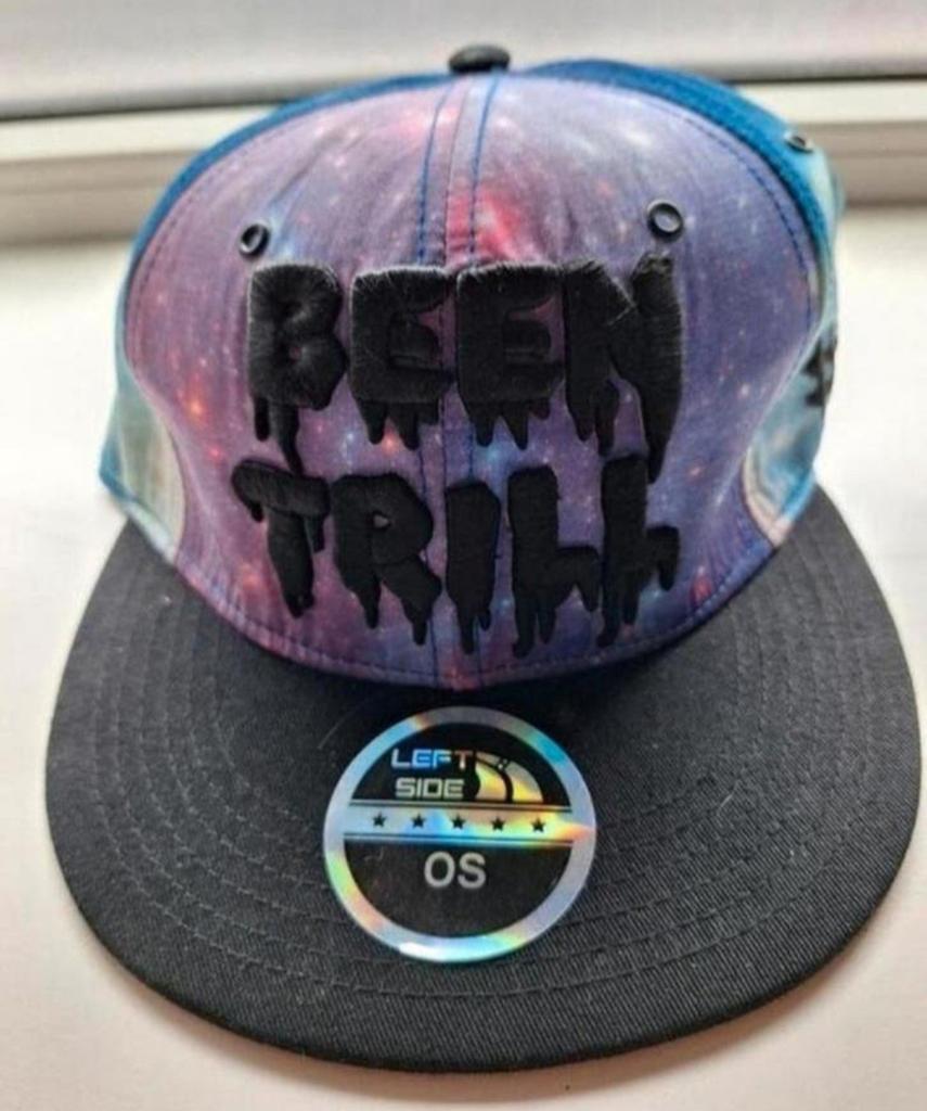 Been Trill Snapback Pet - Galaxy Print, Been Trill, One size fits all, Ophalen of Verzenden, Pet
