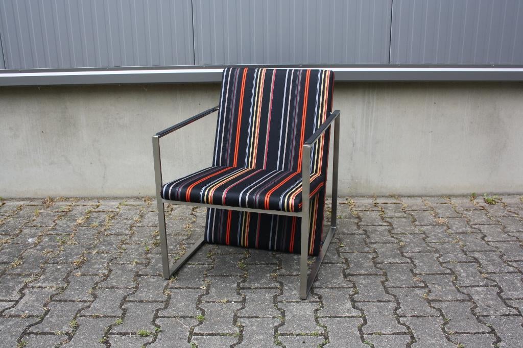 Arco Spine Lounge chair Showmodel, Huis en Inrichting, Fauteuils, Nieuw, Metaal, Stof, 50 tot 75 cm, Minder dan 75 cm, Ophalen