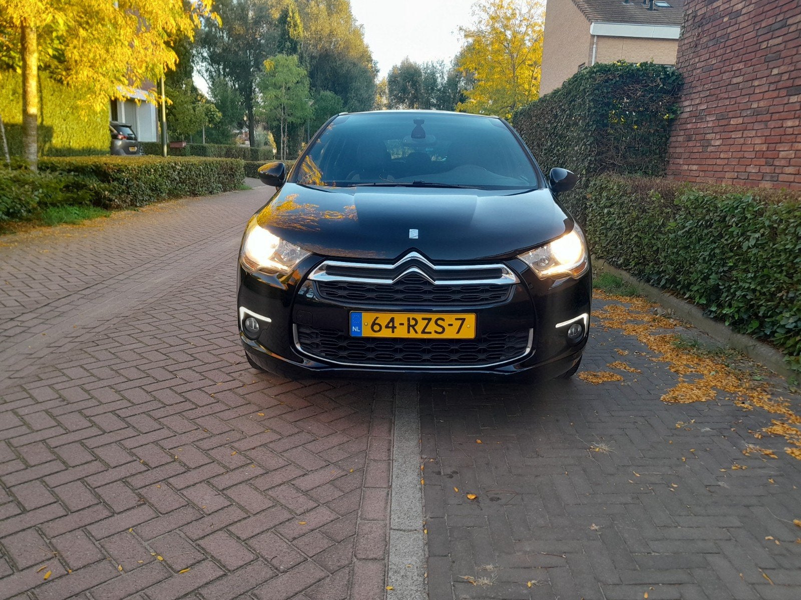 Citroën DS4 1.6 VTI 88KW 2011 Zwart, Auto's, Euro 5, Zwart, Origineel Nederlands, Particulier