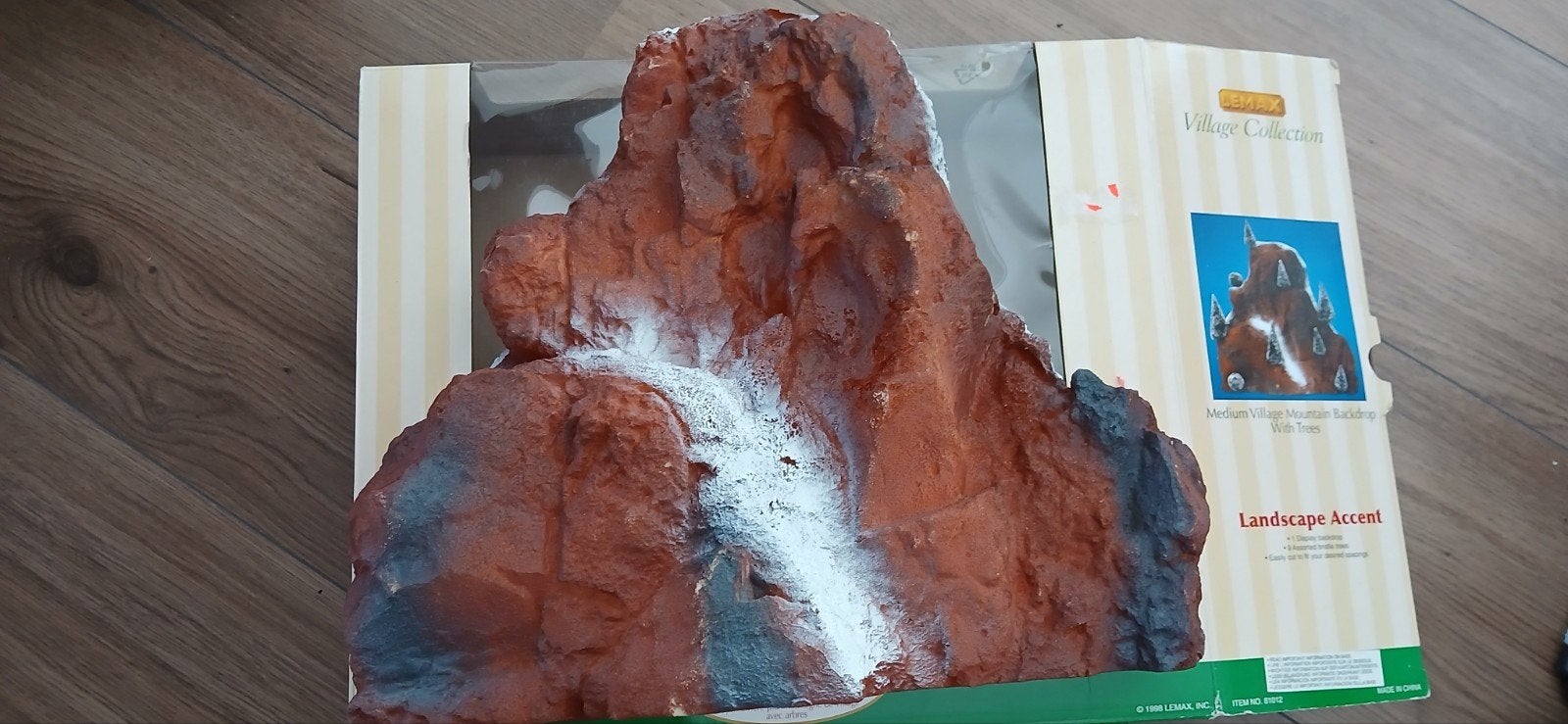Lemax Village Collection Medium Mountain Achtergrond, Ophalen, Nieuw