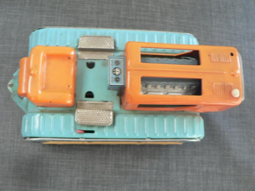 oude blikken tractor plus aanhager beide 20cm bulldozer, Ophalen of Verzenden