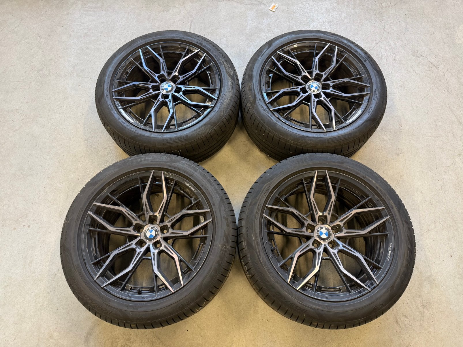 Breedset Yanar Velgen + Pirelli Zomerbanden 275/45R20, Auto-onderdelen, Banden en Velgen, Ophalen, Gebruikt, 275 mm, Banden en Velgen