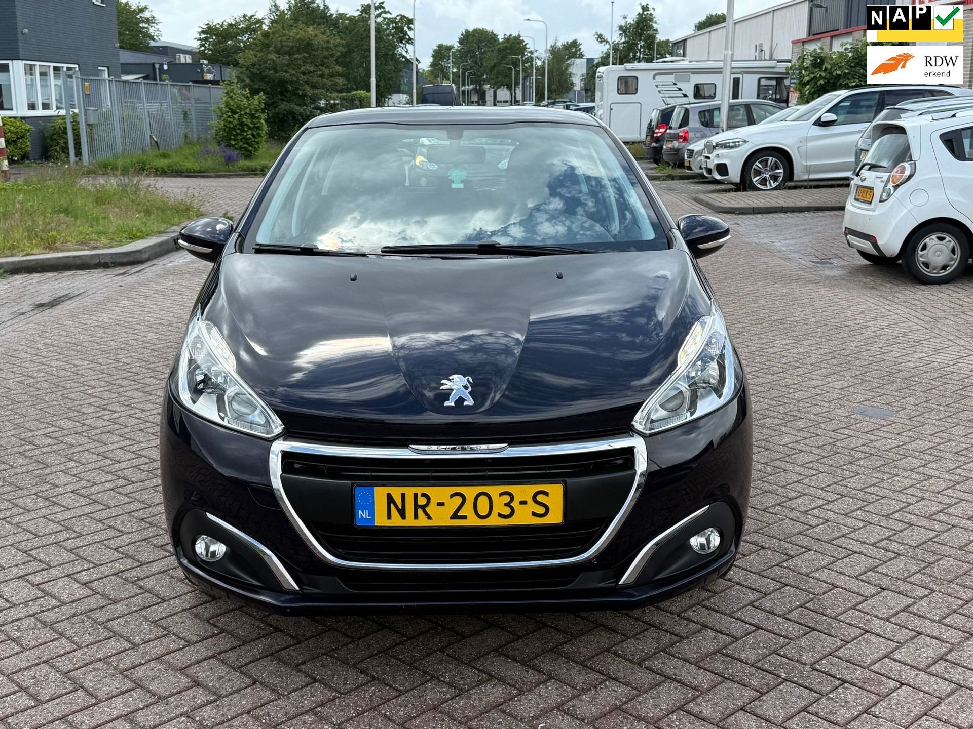 Peugeot 208 1.2 PureTech Blue Lion, Auto's, Voorwielaandrijving, Gebruikt, 1199 cc, 23 km/l
