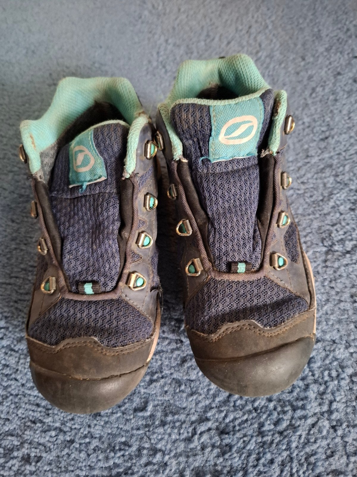 Scarpa Gore-Tex Bergschoenen Maat 33 - Zonder Veters, Ophalen, Gebruikt, Schoenen