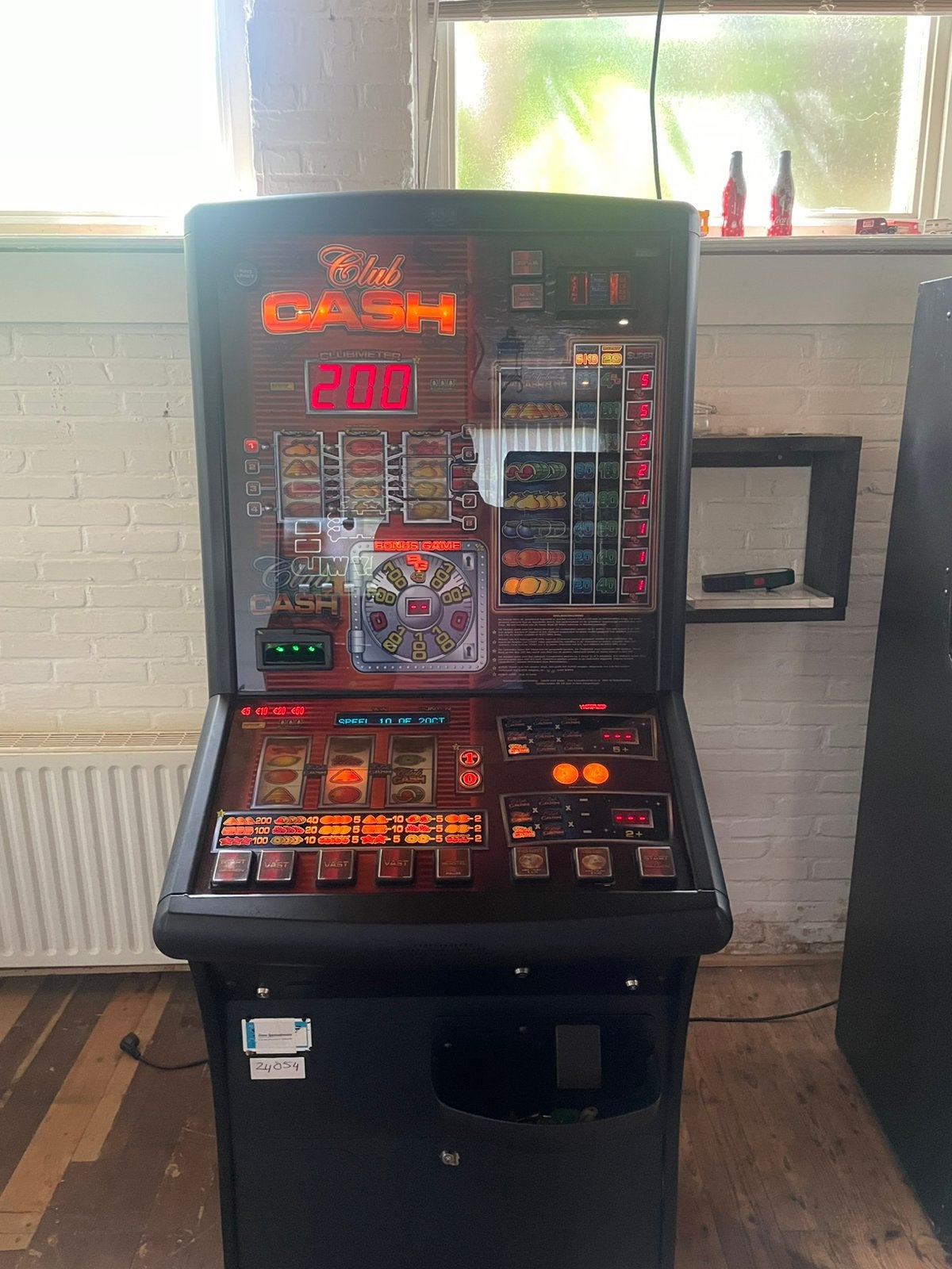 Club cash mk 2 kabinet, Euro, Ophalen, Zo goed als nieuw