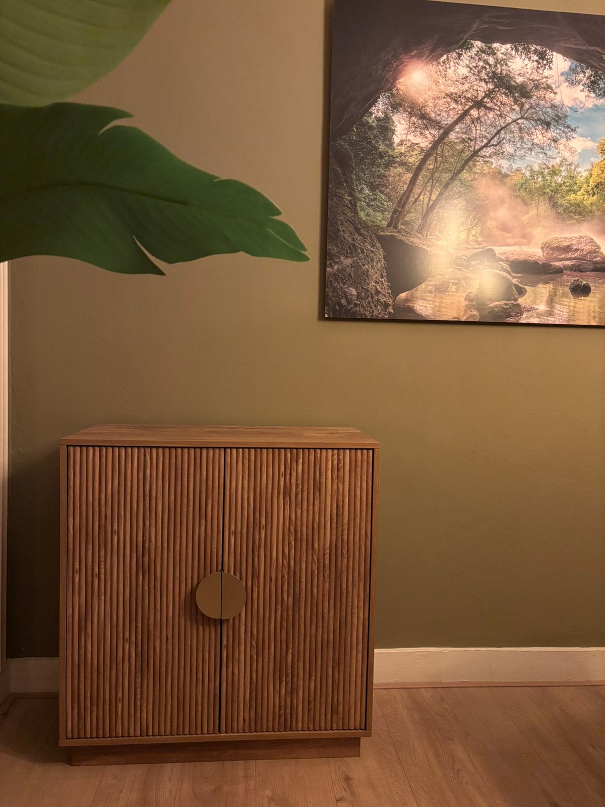 Mango look houten kast met deurtjes ZGAN, Huis en Inrichting, Ophalen, Zo goed als nieuw
