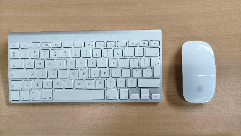 Apple Wireless Toetsenbord + Muis, ., Ophalen of Verzenden, Zo goed als nieuw, Draadloos